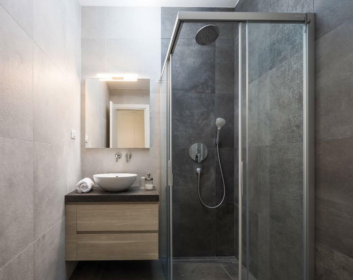 Luxury Villa Lucice View Milna  Bagian luar foto