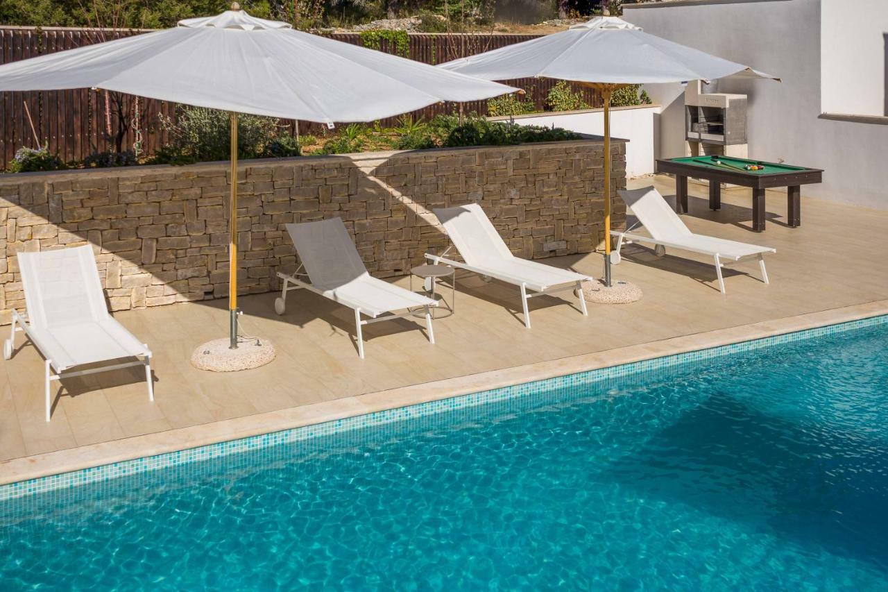 Luxury Villa Lucice View Milna  Bagian luar foto