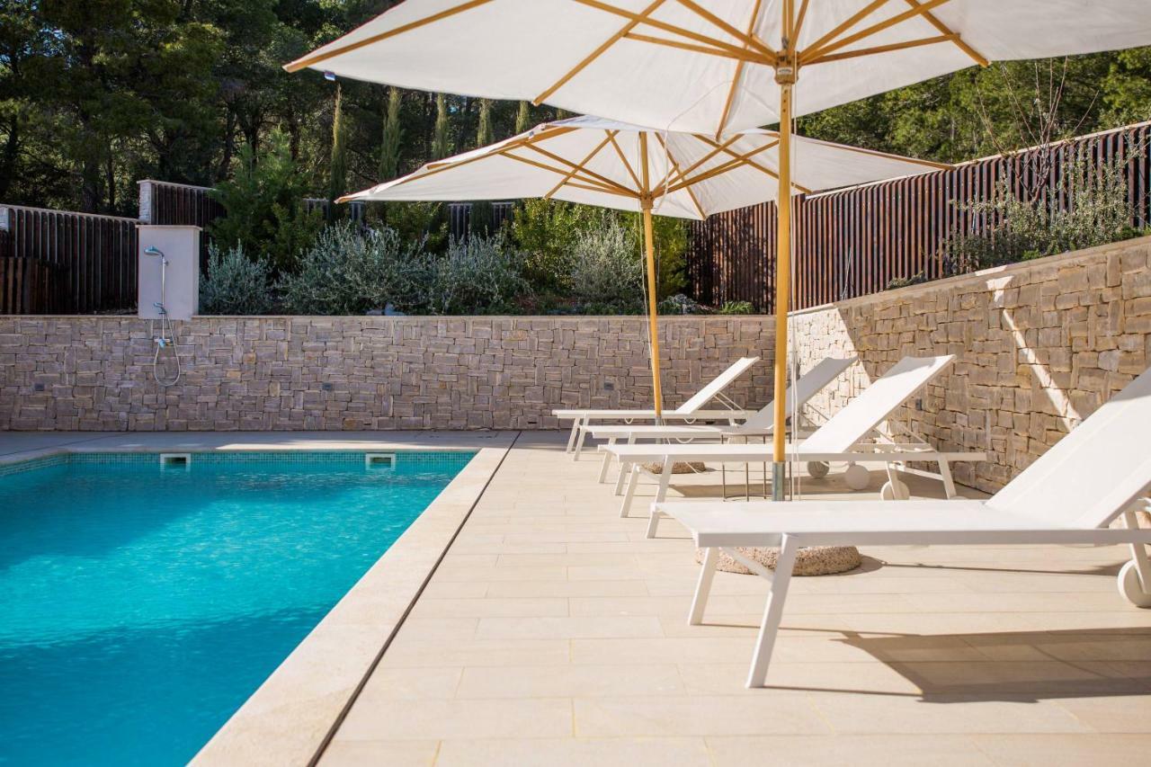 Luxury Villa Lucice View Milna  Bagian luar foto